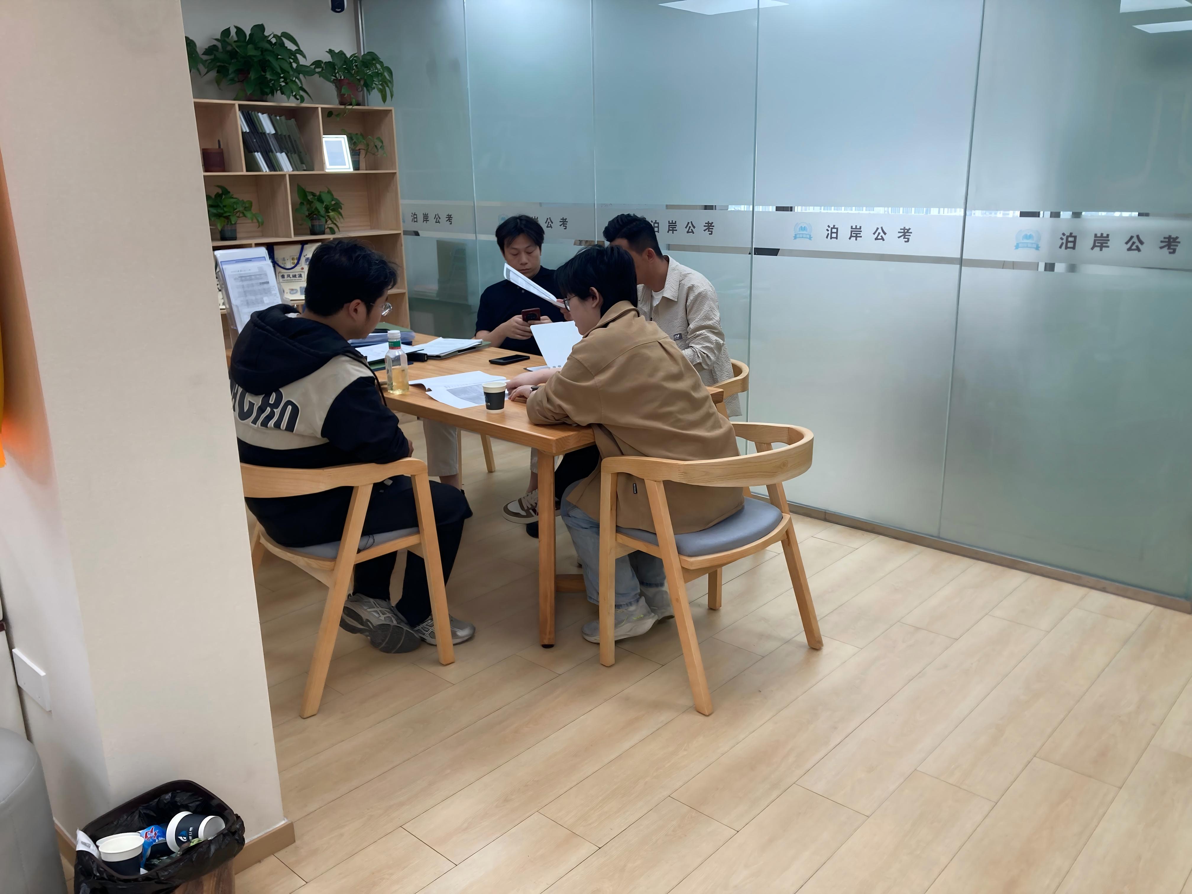 南京泊岸教育咨询市场口碑解析 教育咨询服务的真实评价