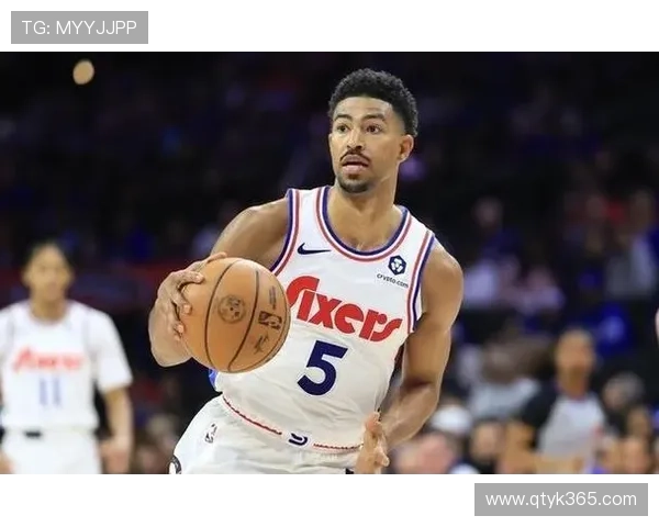 格莱姆斯年薪期望高达3000万与实际差距达2130万引发关注